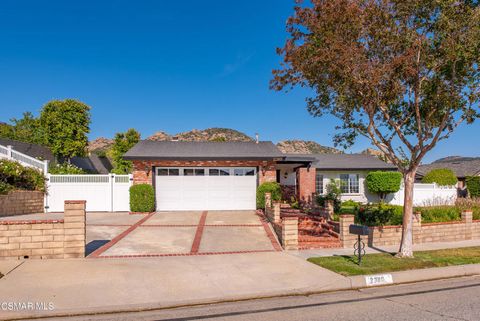 Photo of 2380 Homewood Avenue, Simi Valley, CA 93063 (MLS # 226002395)