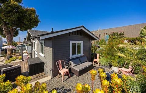 Tiny photo for 389 Park, Laguna Beach, CA 92651 (MLS # LG26030620)