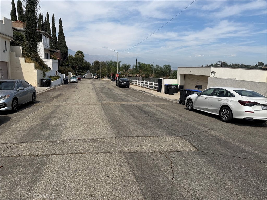 1020 De La Fuente Street