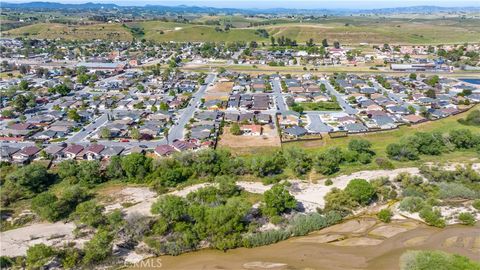 Tiny photo for 1650 Verde Pl, San Miguel, CA 93451 (MLS # NS26065787)