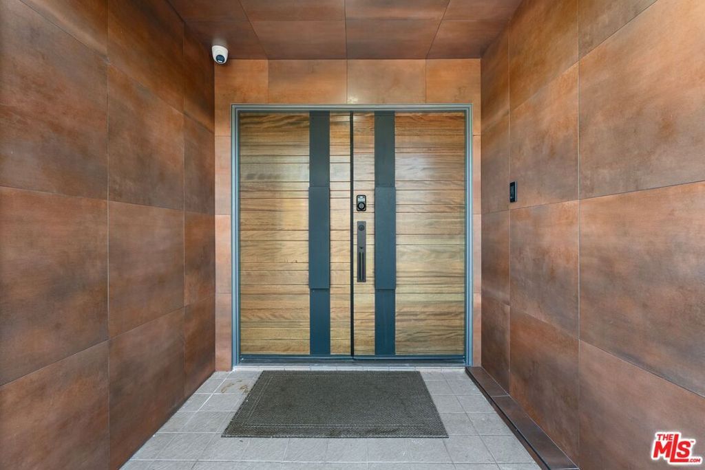 Photo of 3539 Alana Drive, Sherman Oaks, CA 91403 (MLS # 26637741)