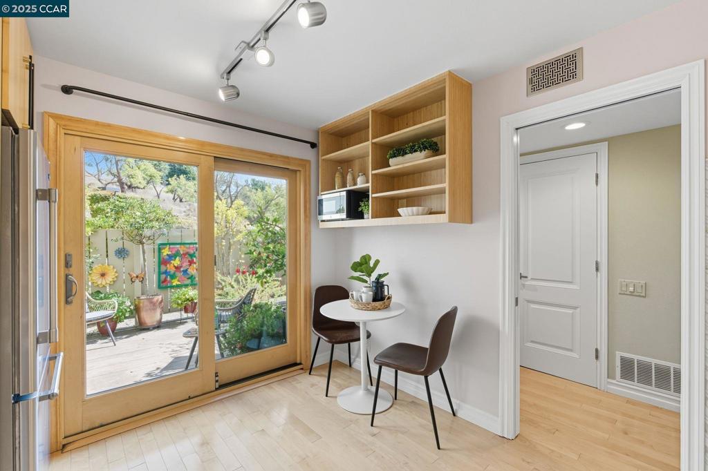 LOMAS MORAGA - Residential