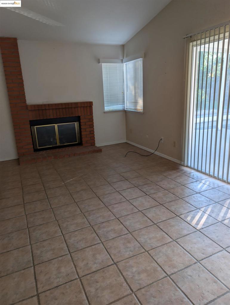 ANTIOCH - Residential