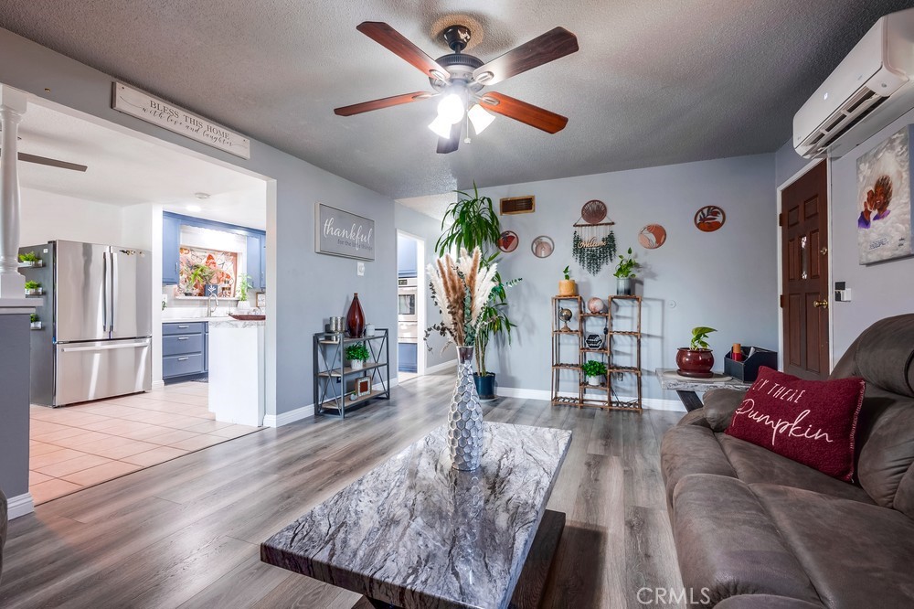 301 W Easton Street