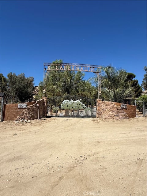Photo of 46119 Rainbow RD, Aguanga, CA 92536 (MLS # SW26195327)