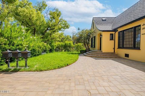 Photo of 1161 Ruberta Avenue, Glendale, CA 91201 (MLS # P1-25270)