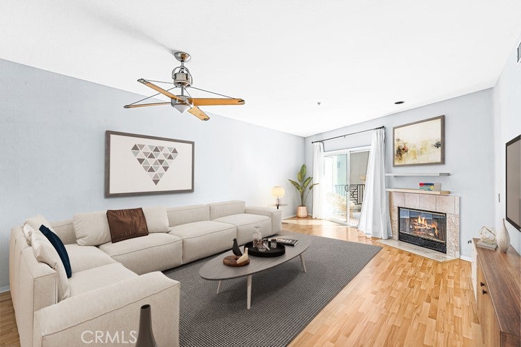 200 Pacific Coast Highway 416