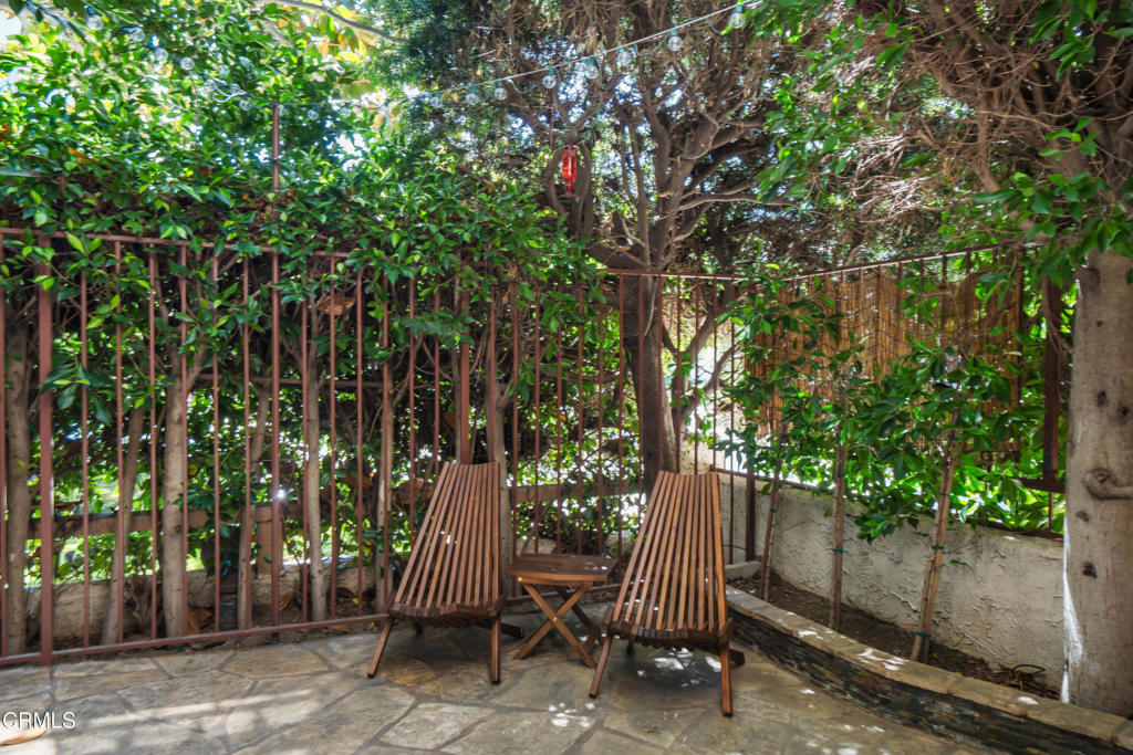 1850 Midvale Avenue 4