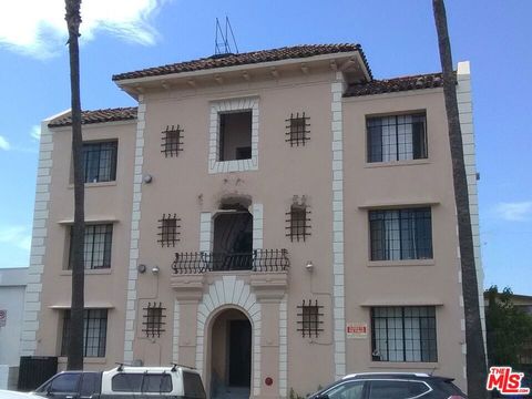 Photo of 259 S Harvard Boulevard #302, Los Angeles, CA 90004 (MLS # 26634359)