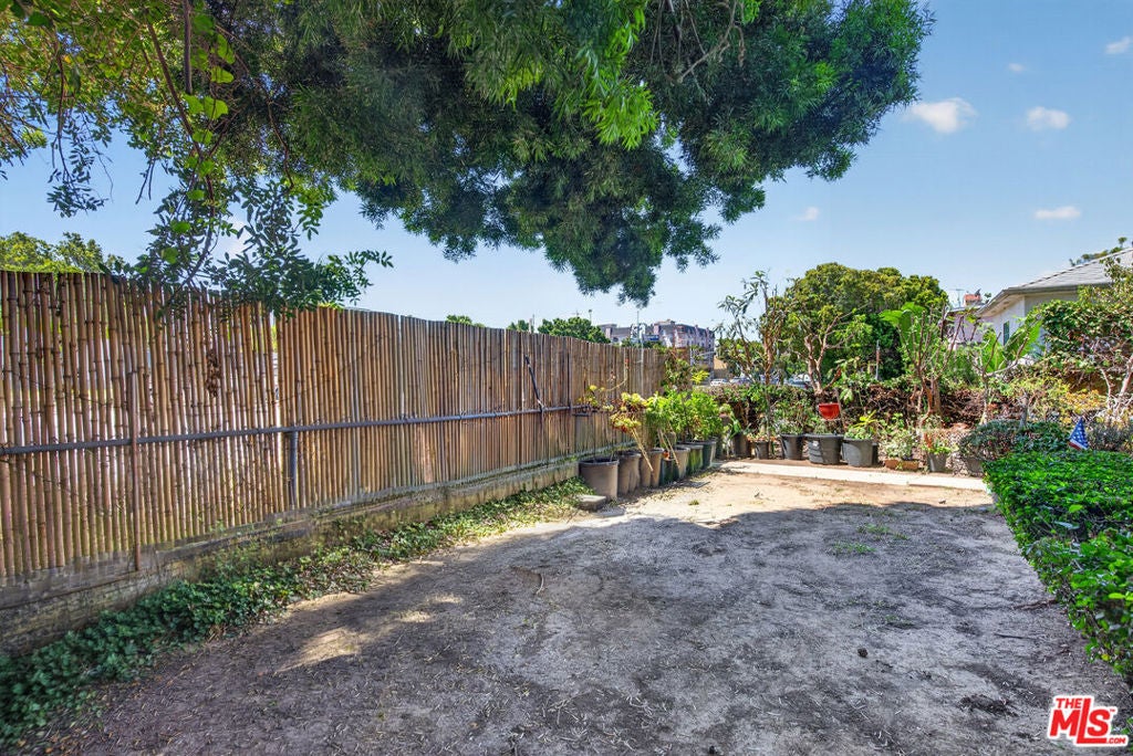 13217 Venice Boulevard
