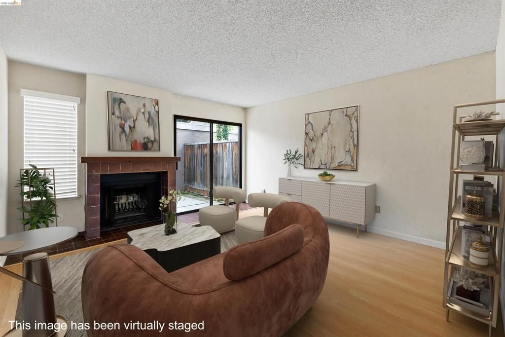 Photo of 3874 Burton Common Cmn, Fremont, CA 94536 (MLS # 41131459)