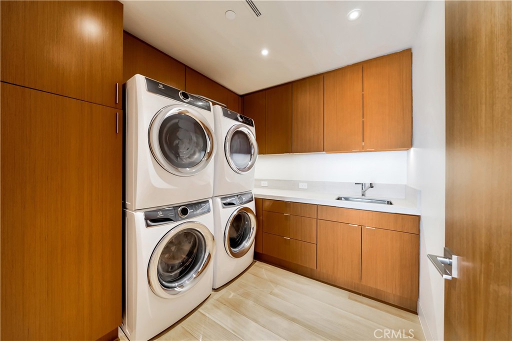 Lagunita (LA) - Residential