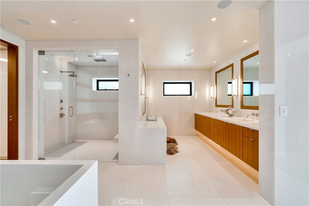 Lagunita (LA) - Residential