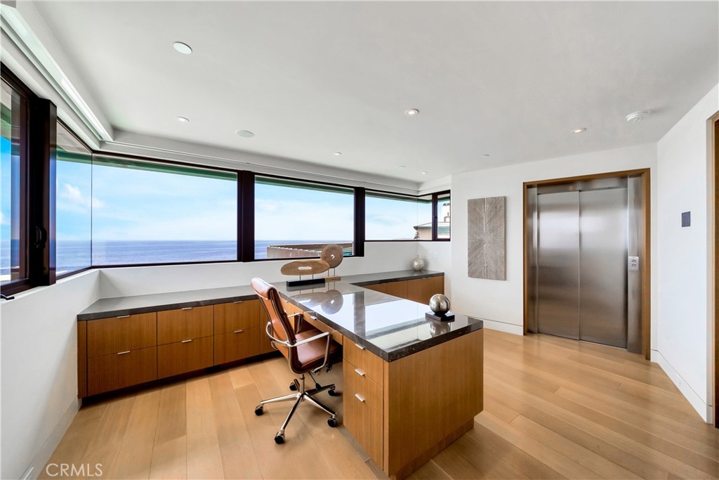 Lagunita (LA) - Residential