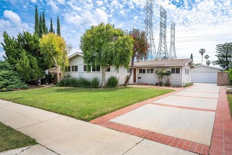 Photo of 16500 Kalisher Street, Granada Hills, CA 91344 (MLS # GD26079259)