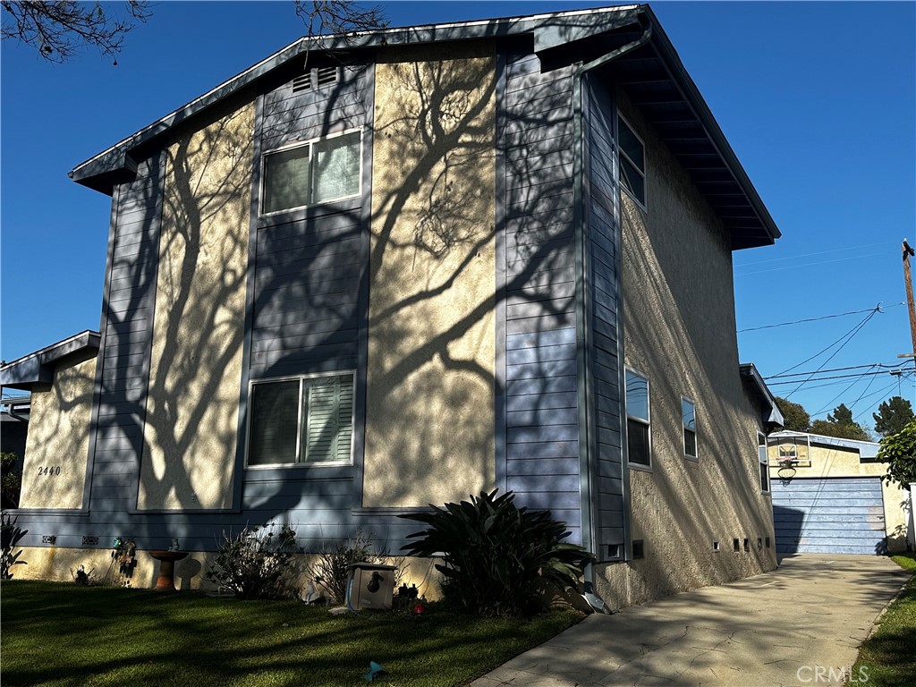 2440 Ostrom Avenue