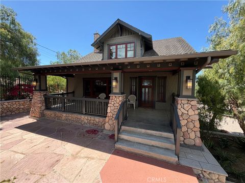 Photo of 1790 E Burnett St, Signal Hill, CA 90755 (MLS # PW26086292)
