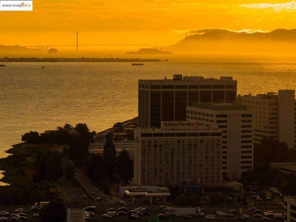 EMERYVILLE - Residential