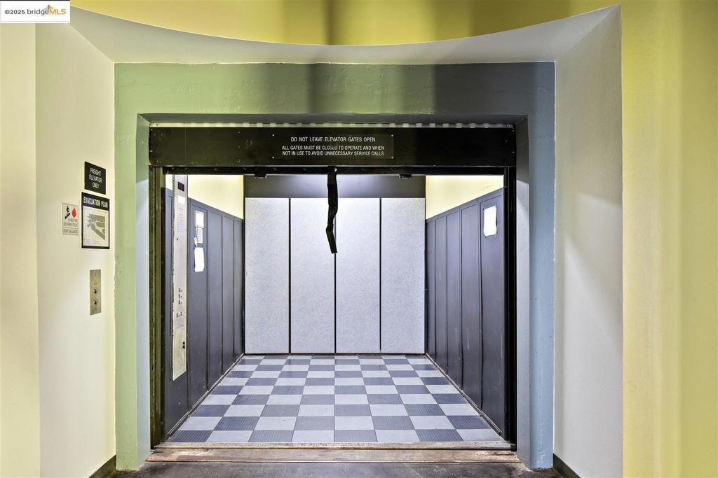 EMERYVILLE - Residential