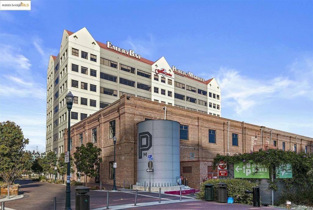 EMERYVILLE - Residential