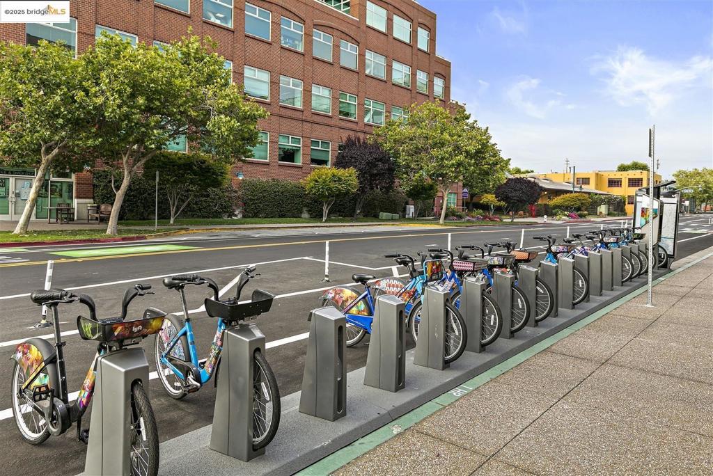 EMERYVILLE - Residential