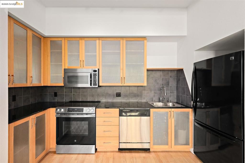 EMERYVILLE - Residential