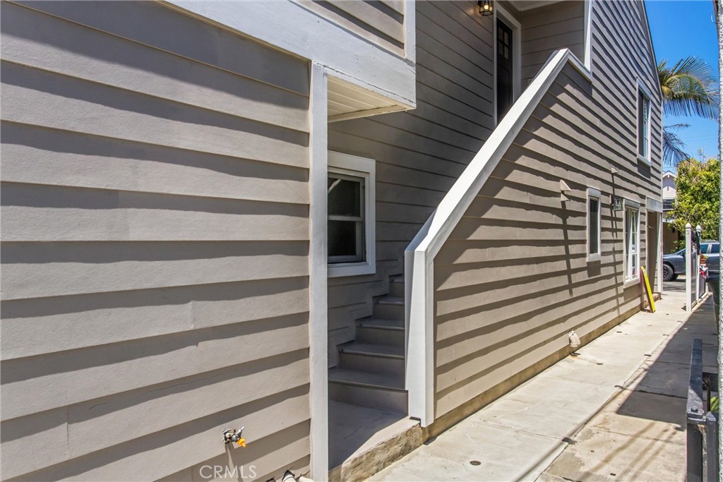 1/2 35th Street