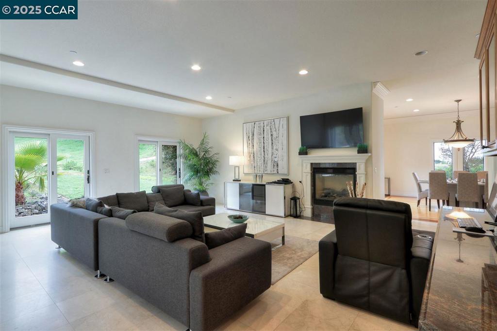 NORTHGATE - Residential Lease