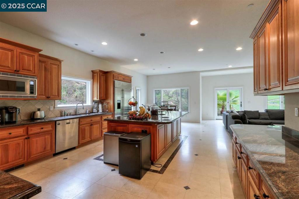 NORTHGATE - Residential Lease