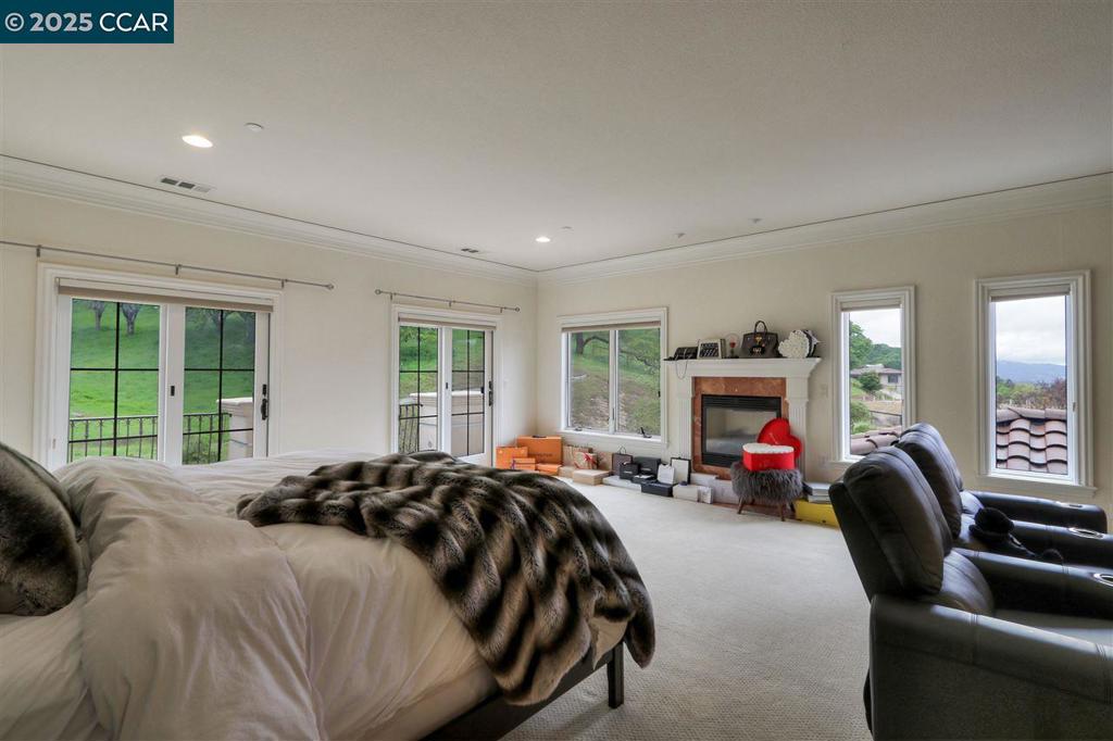 NORTHGATE - Residential Lease