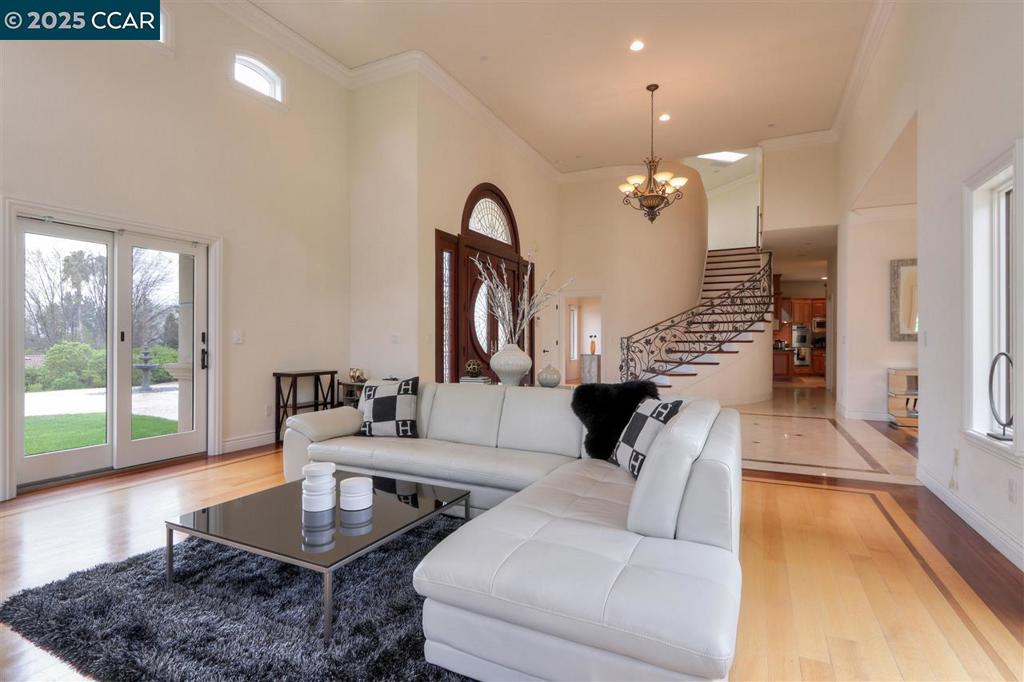 NORTHGATE - Residential Lease