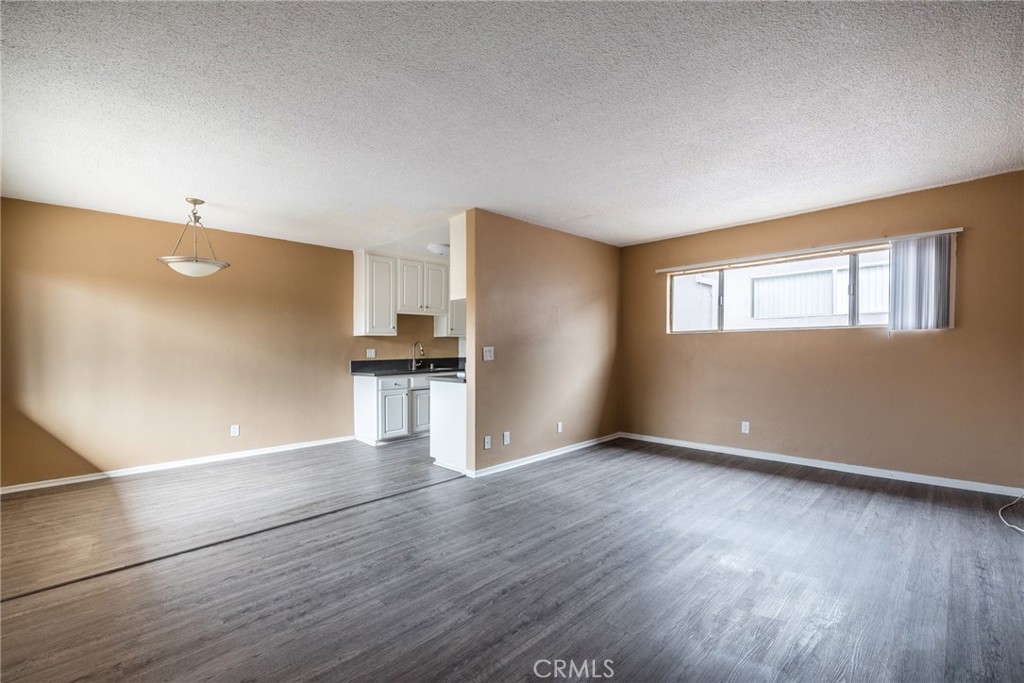 Not Applicable-105 - Residential Lease