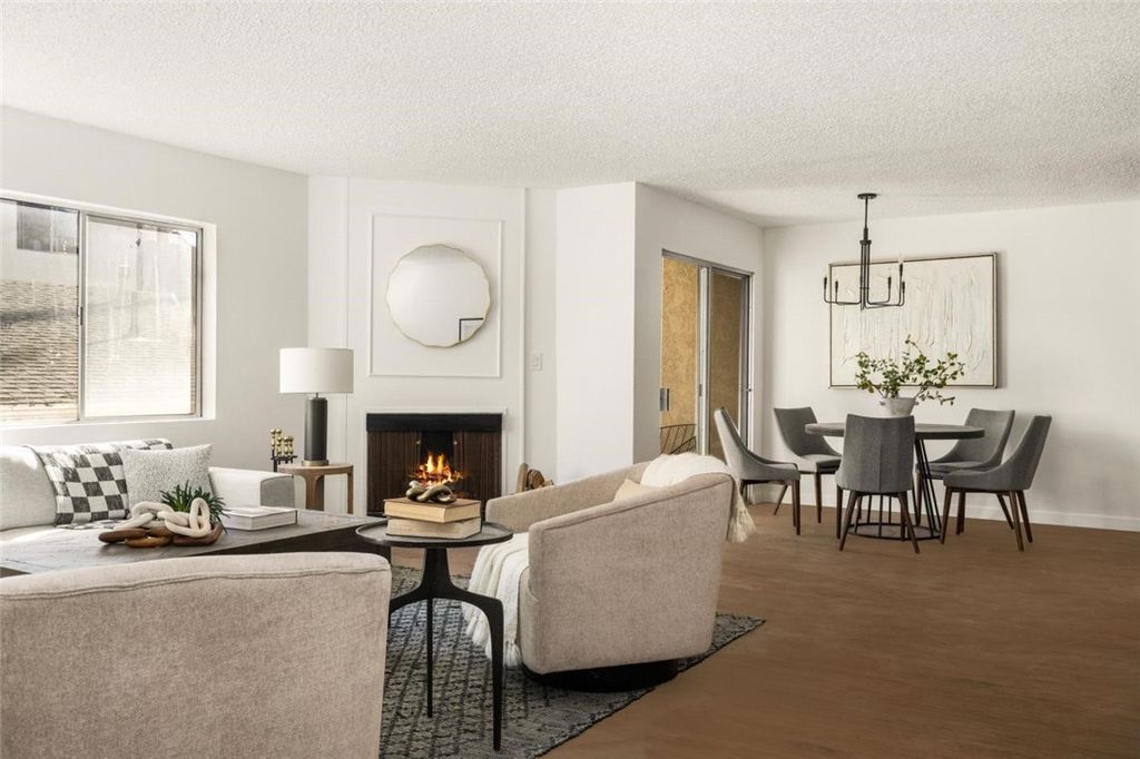 Photo of 1021 12th Street #102, Santa Monica, CA 90403 (MLS # WS26042151)