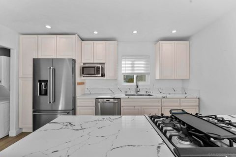 Photo of 4673 Terrace Dr Dr #Unit B, San Diego, CA 92116 (MLS # 250045529SD)