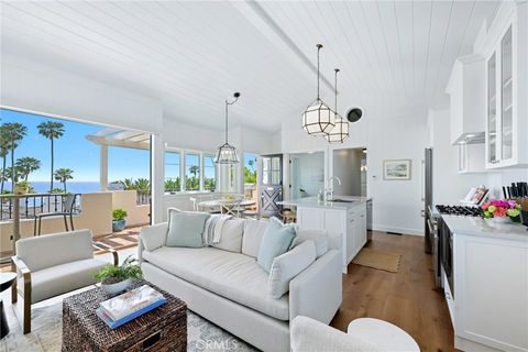 Photo of 360 Cliff, Laguna Beach, CA 92651 (MLS # LG26019431)