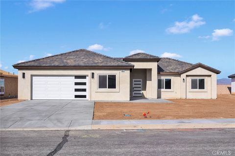 6689 Banyan Avenue Hesperia CA 92345