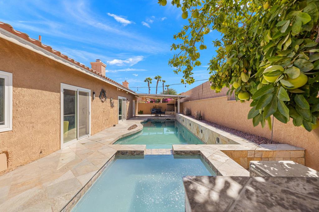 Bella Vista - Residential