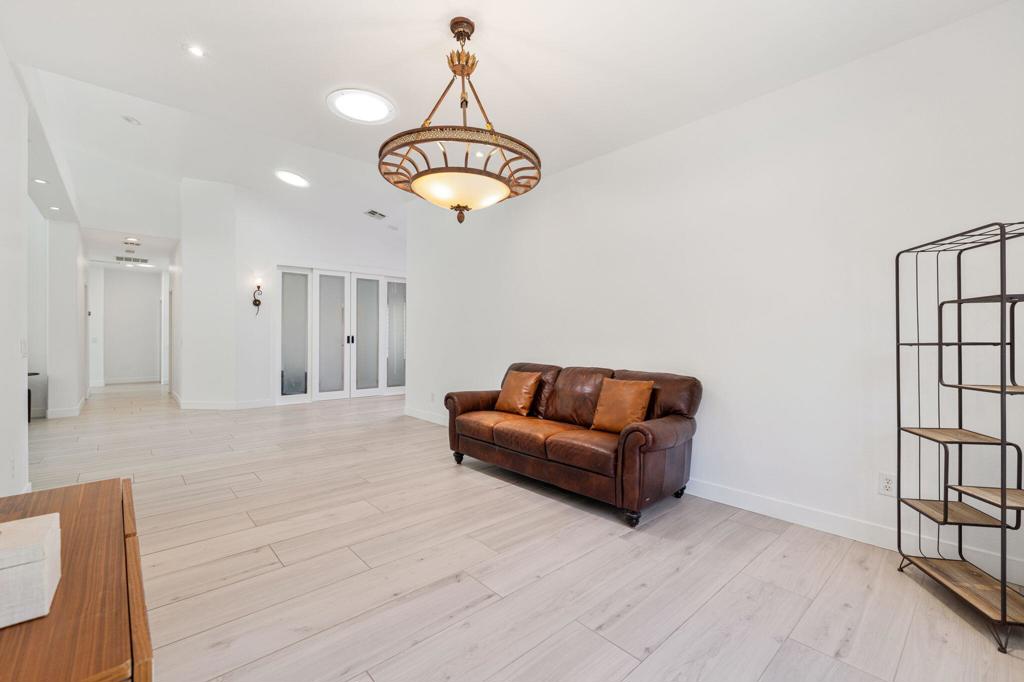 Bella Vista - Residential