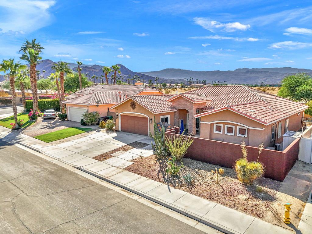 Bella Vista - Residential