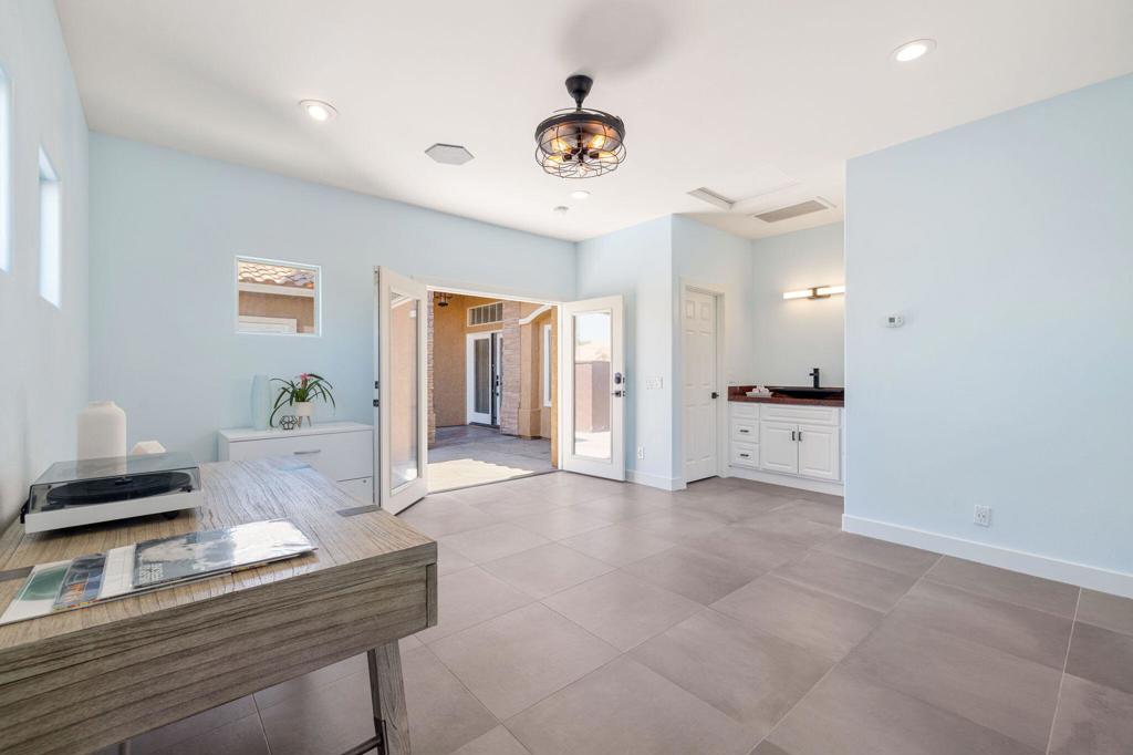 Bella Vista - Residential