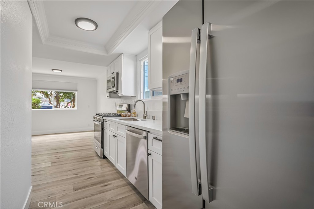 4543 W 168th Street