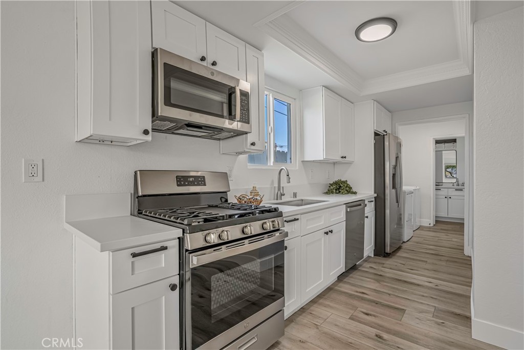 4543 W 168th Street