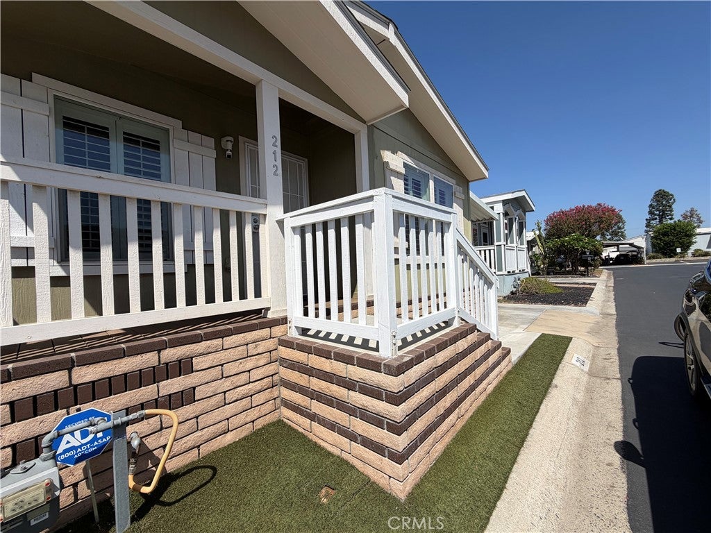 3700 Buchanan 212