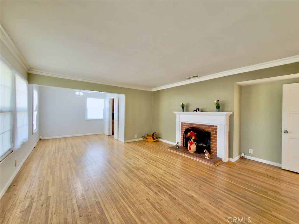 10918 Laurel Canyon