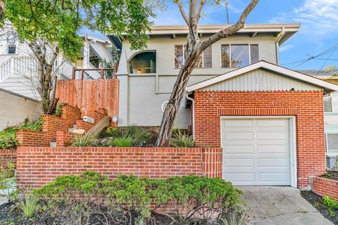 Photo of 4409 Brookdale Avenue, Oakland, CA 94619 (MLS # 41122059)