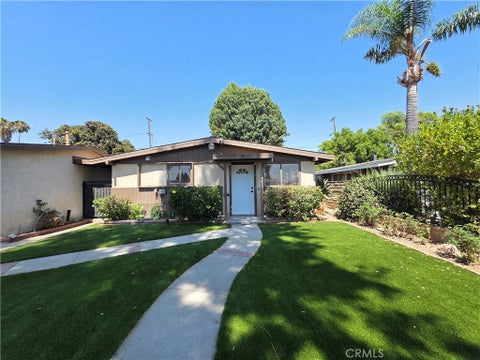 Photo of 13030 Bradwell AVE, Sylmar, CA 91342 (MLS # SR26175278)