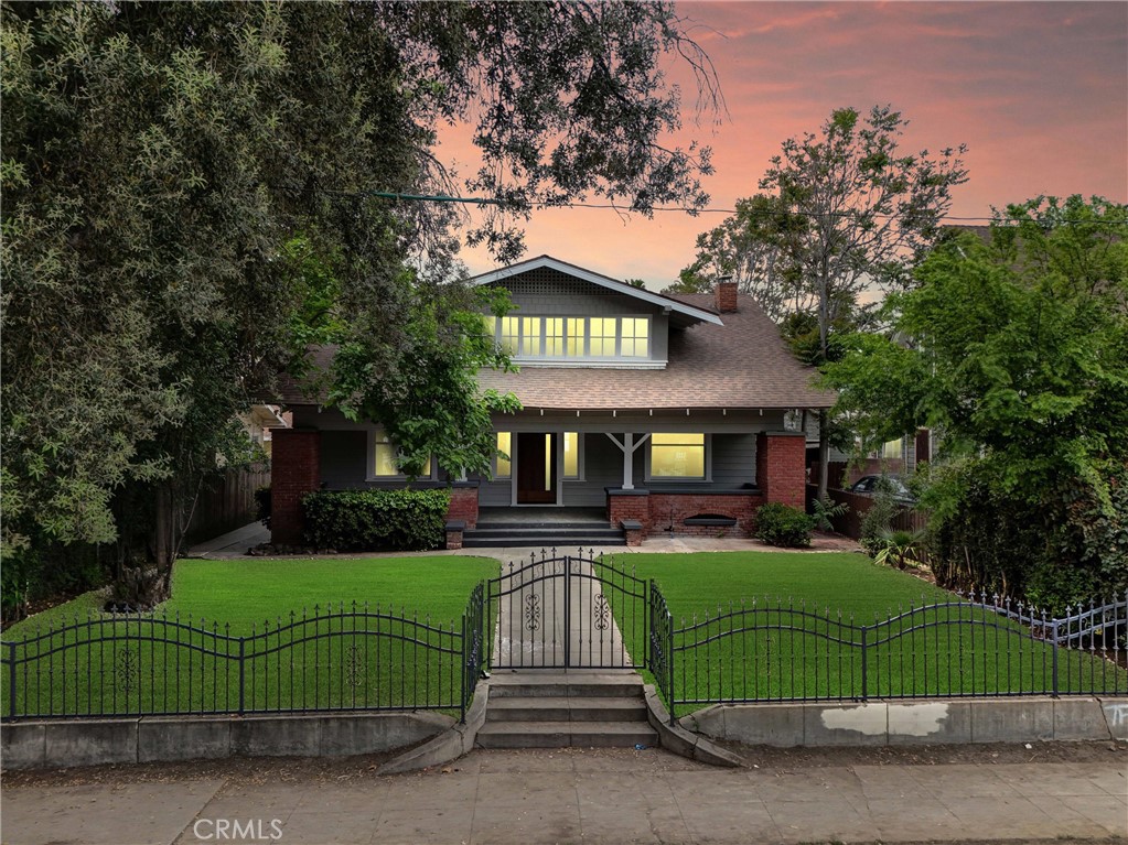 1014 N Arrowhead Avenue