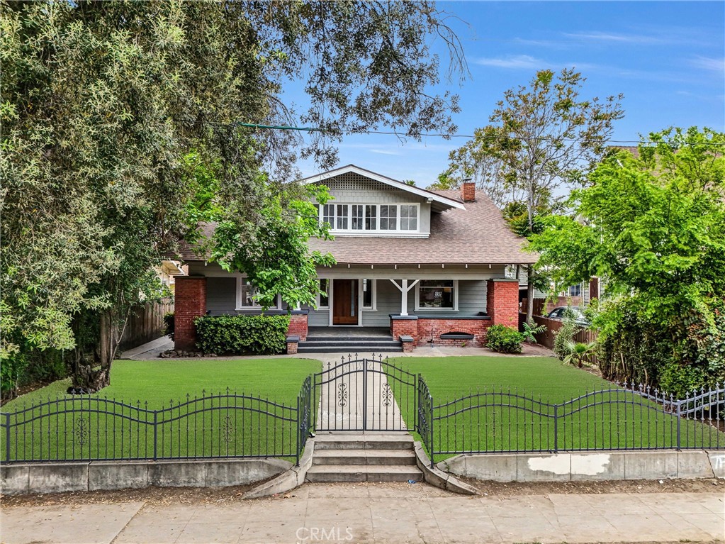 1014 N Arrowhead Avenue