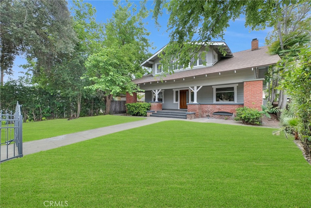1014 N Arrowhead Avenue