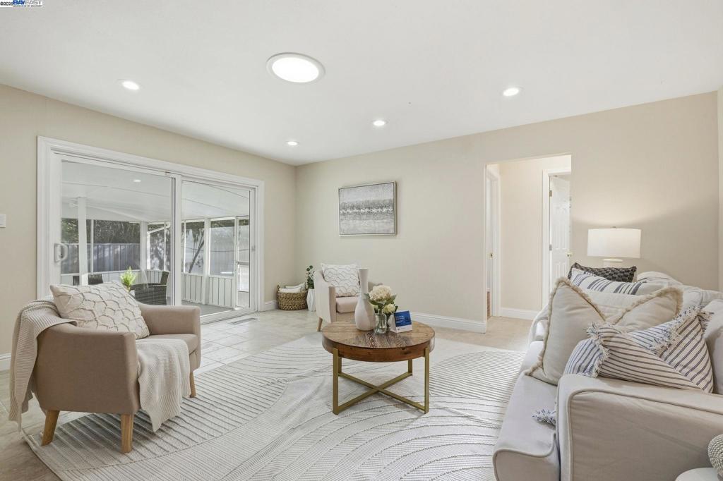 MISSION AREA - Residential